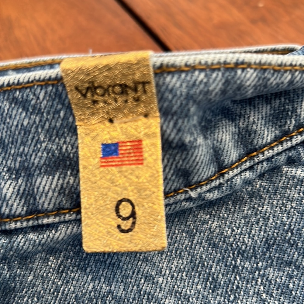 Jeans - Picture 3 of 3